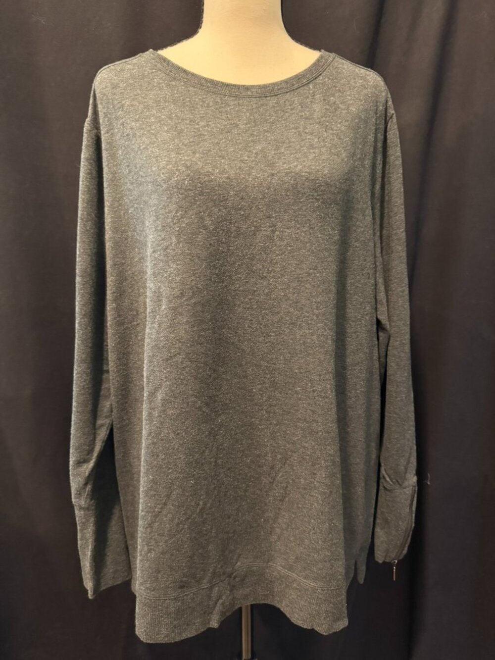 Chico’s Zenergy Gray Long Sleeve Top (Size 3 / US 16–18)